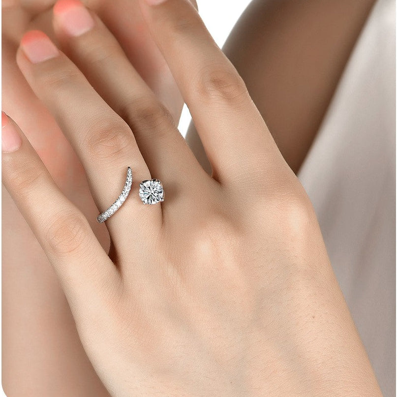 S925 Sterling Silver Solitaire Ring – Timeless Minimal Diamond Design
