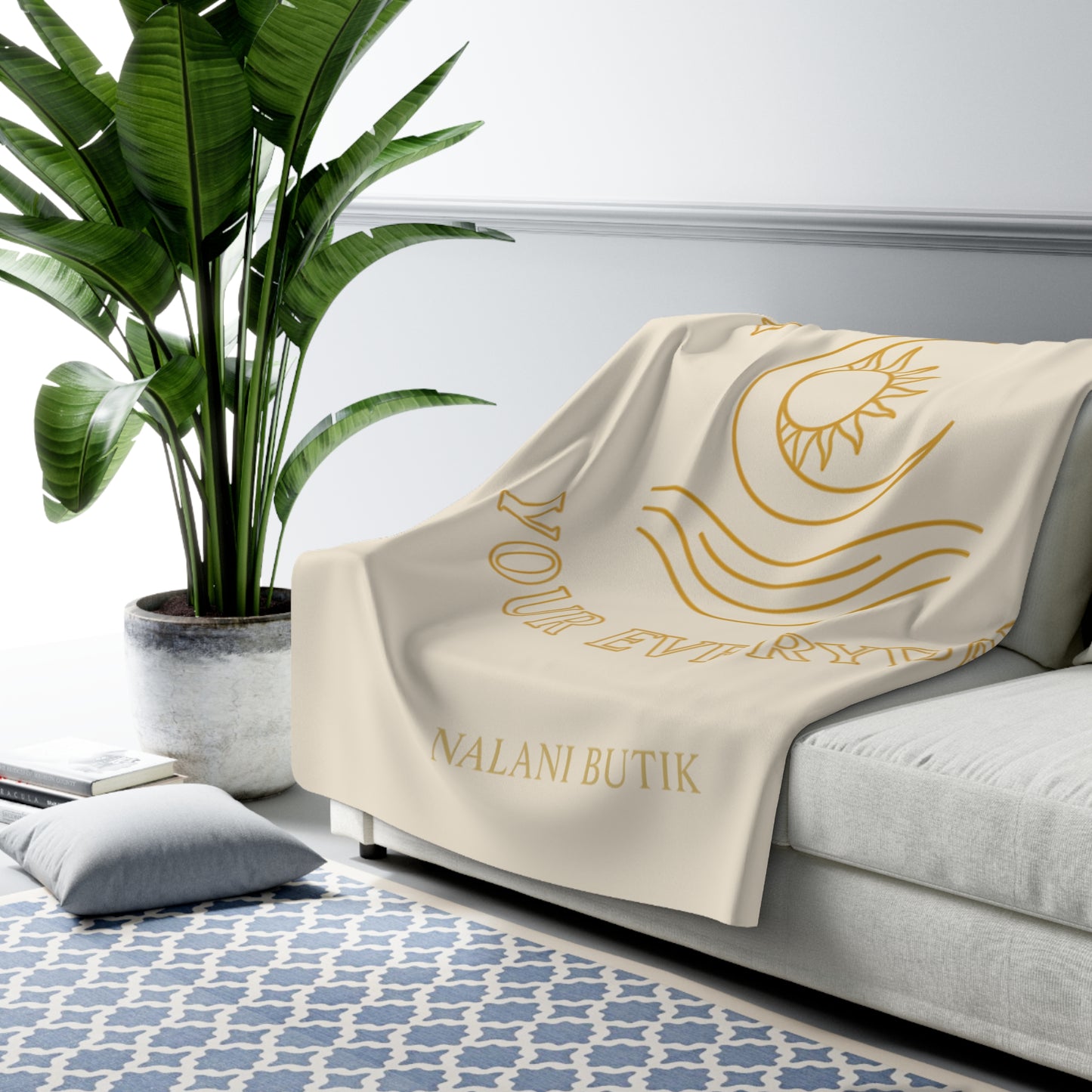 Elevate Your Everyday Sherpa Fleece Blanket — Cozy Neutral Throw with Sun & Moon Design