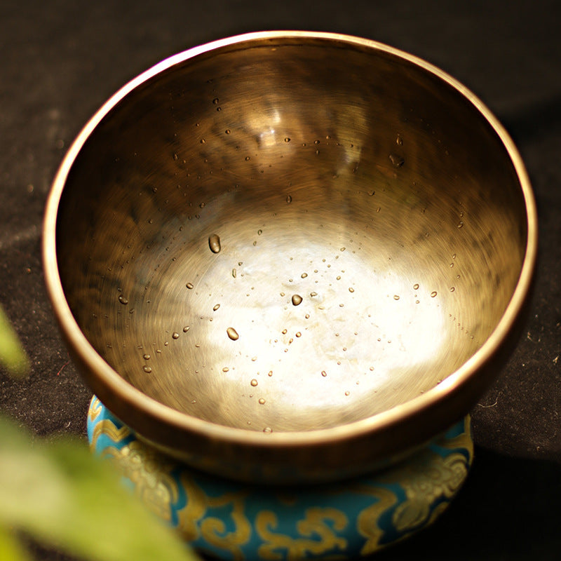 Handmade Tibetan Singing Bowl – Meditation, Yoga & Healing Vibration