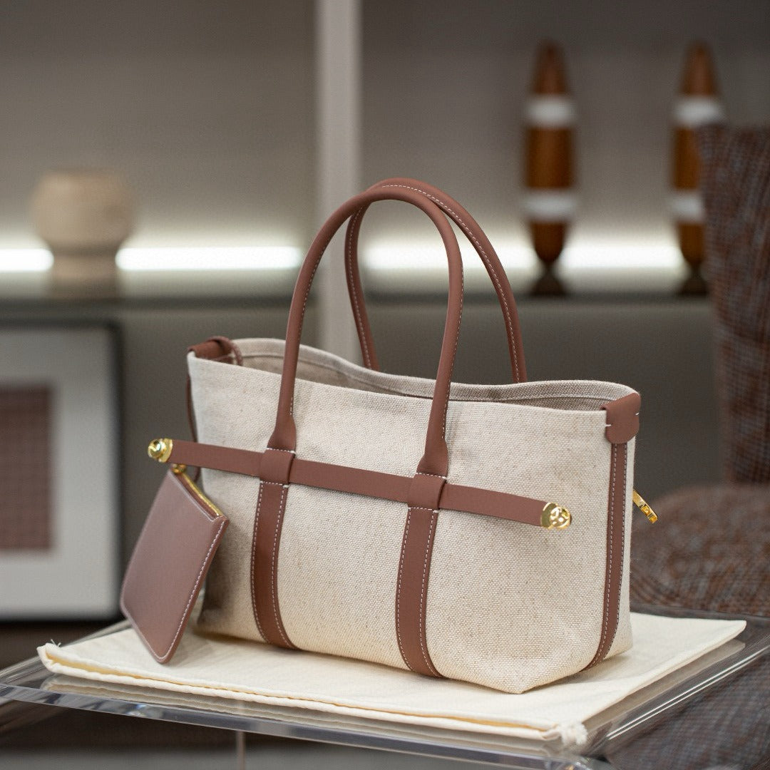 Nalani Everyday Leather Shoulder Bag - A Timeless, Structured Essential