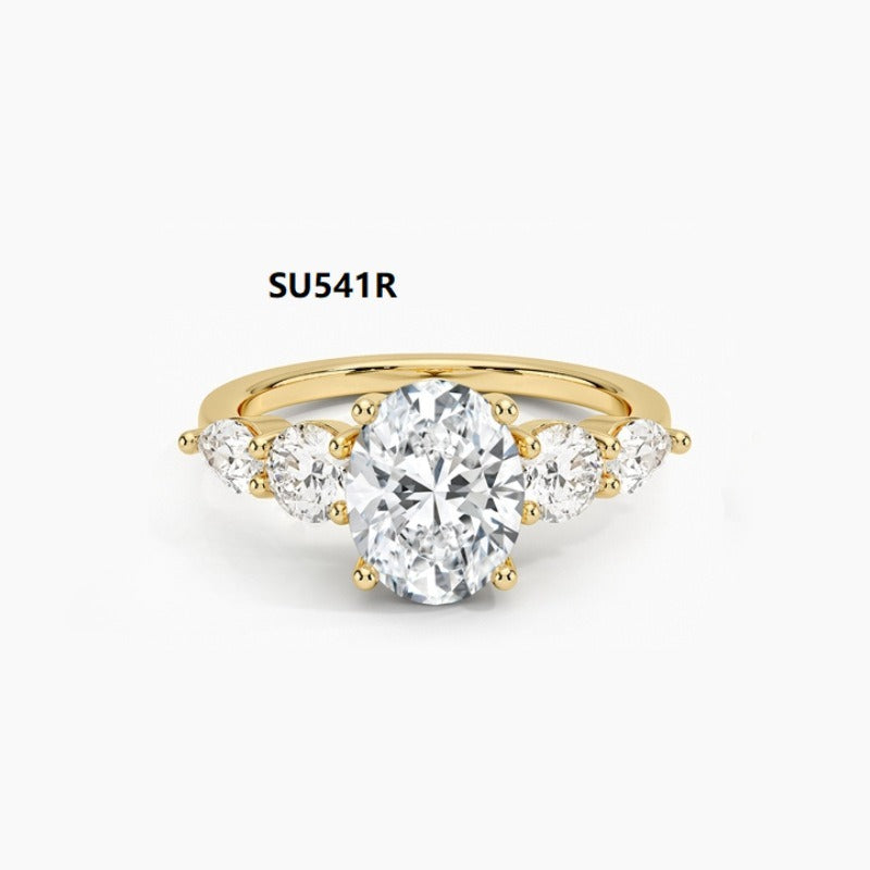 Nalani Luxe — S925 D-Color Moissanite Ring (1 Carat Center Stone)