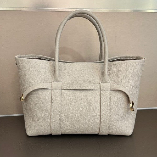 Nalani Everyday Leather Shoulder Bag - A Timeless, Structured Essential