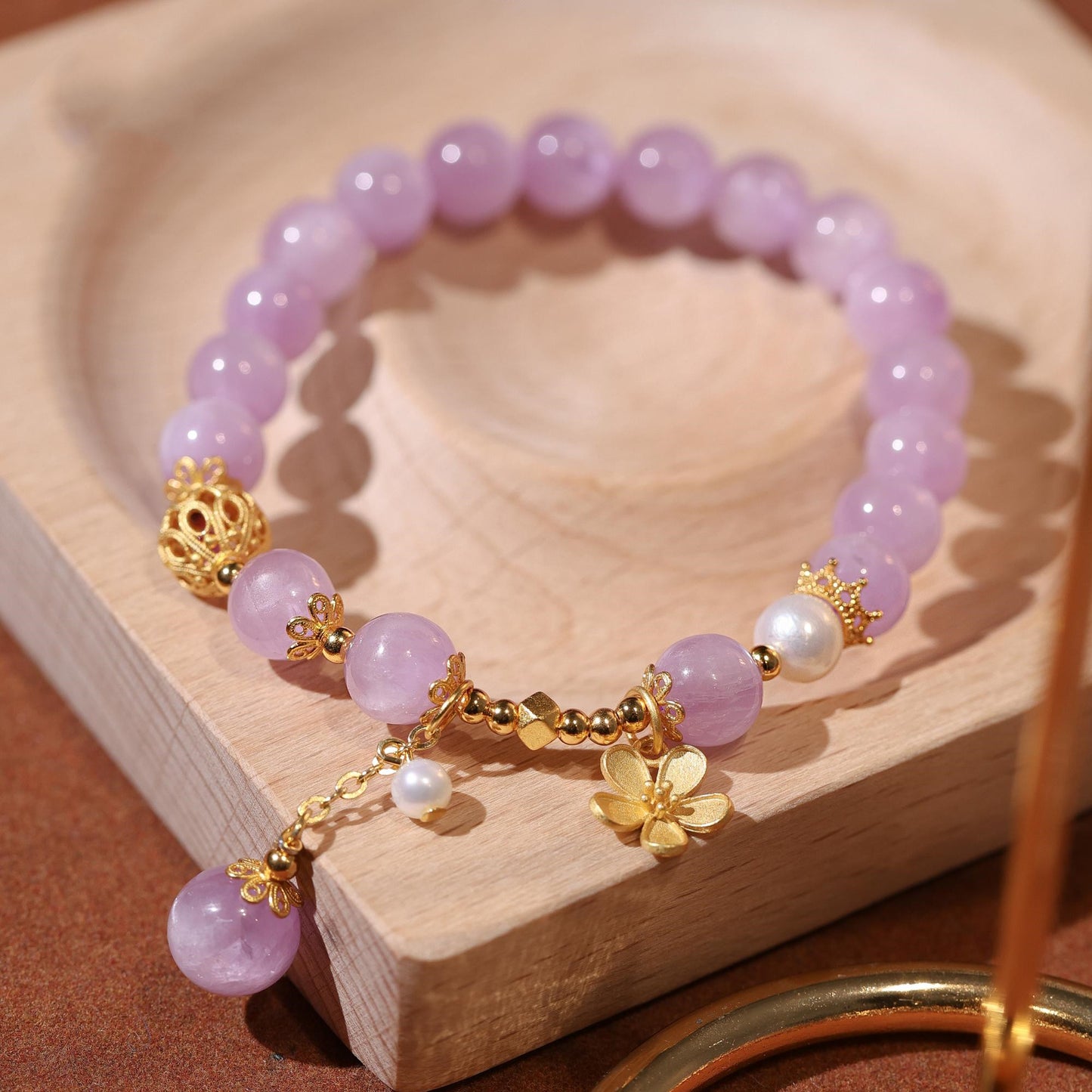 Freshwater Pearl & Lavender Lithium Stone Bracelet with Gold Flower Charm