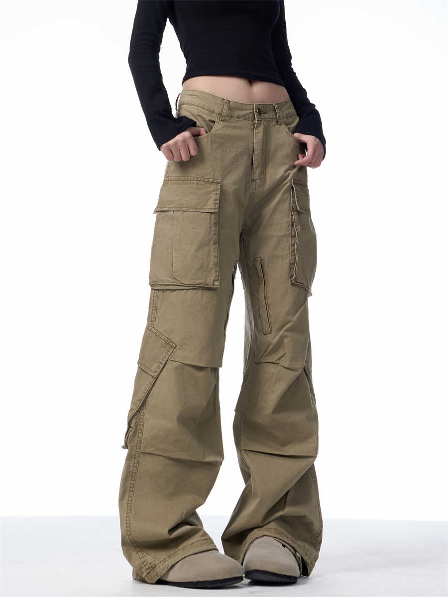 Nalani Utility Flow Straight-Leg Cargo Pants - Grounded Function. Effortless Movement.