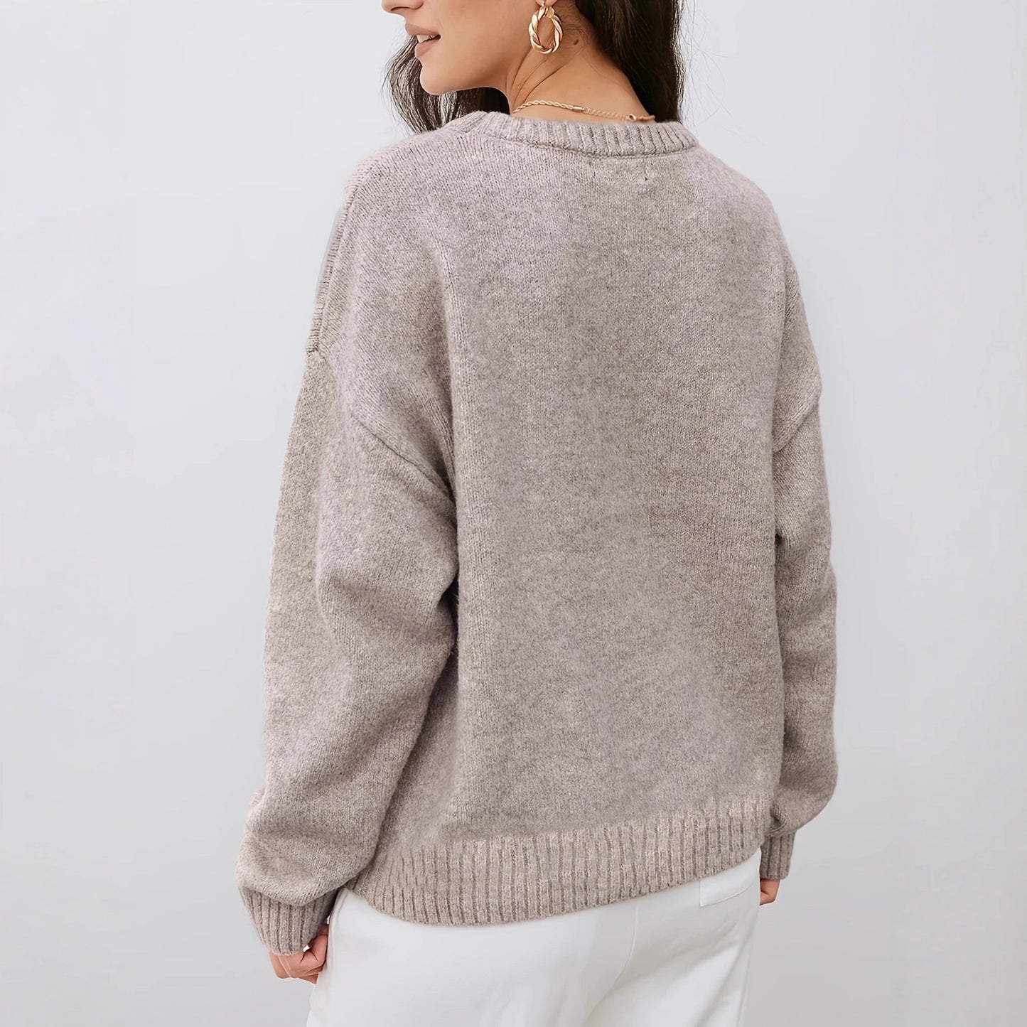 Soft Luxe Knit Sweater – Minimal Round-Neck Loose-Fit Pullover for Autumn & Winter