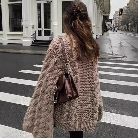 Cozy Flared-Sleeve Knit Sweater – Soft Round-Neck Loose Fit Pullover