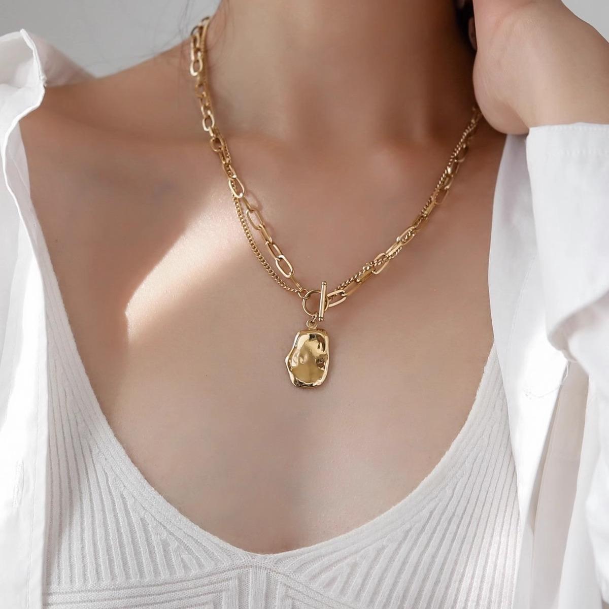 Gold Oval Pendant Double-Layer OT Buckle Necklace – Chic Layered Design