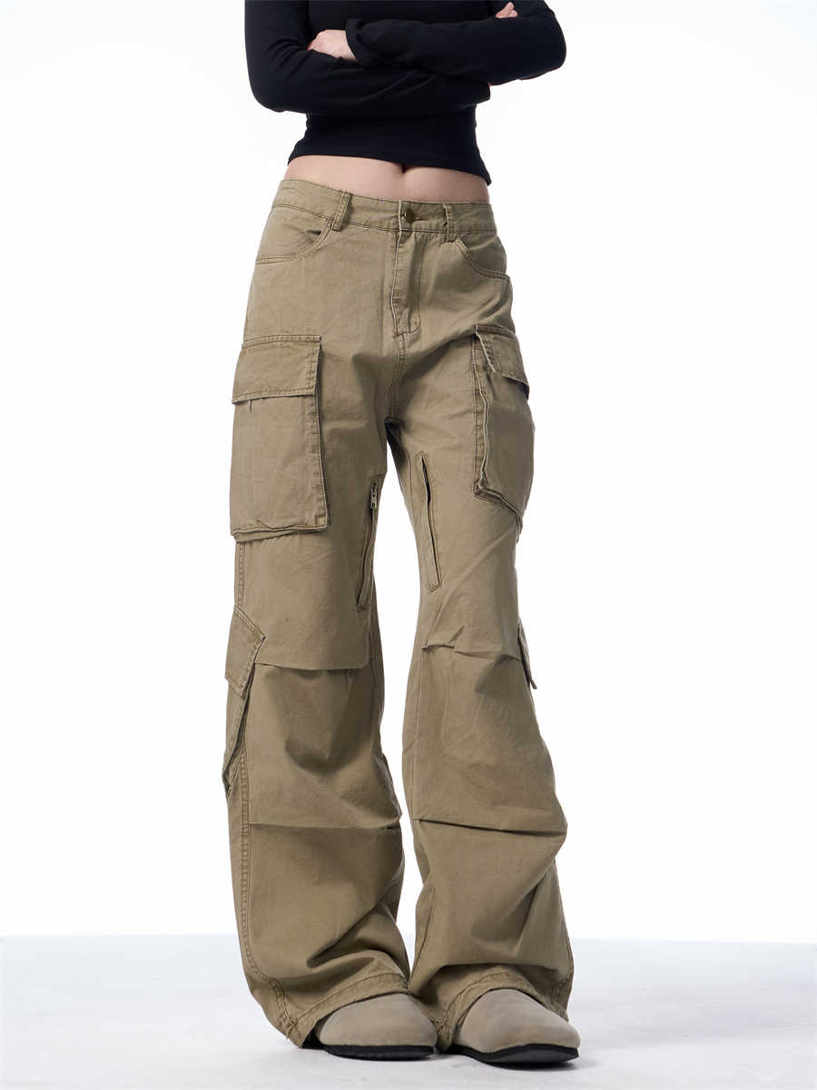 Nalani Utility Flow Straight-Leg Cargo Pants - Grounded Function. Effortless Movement.