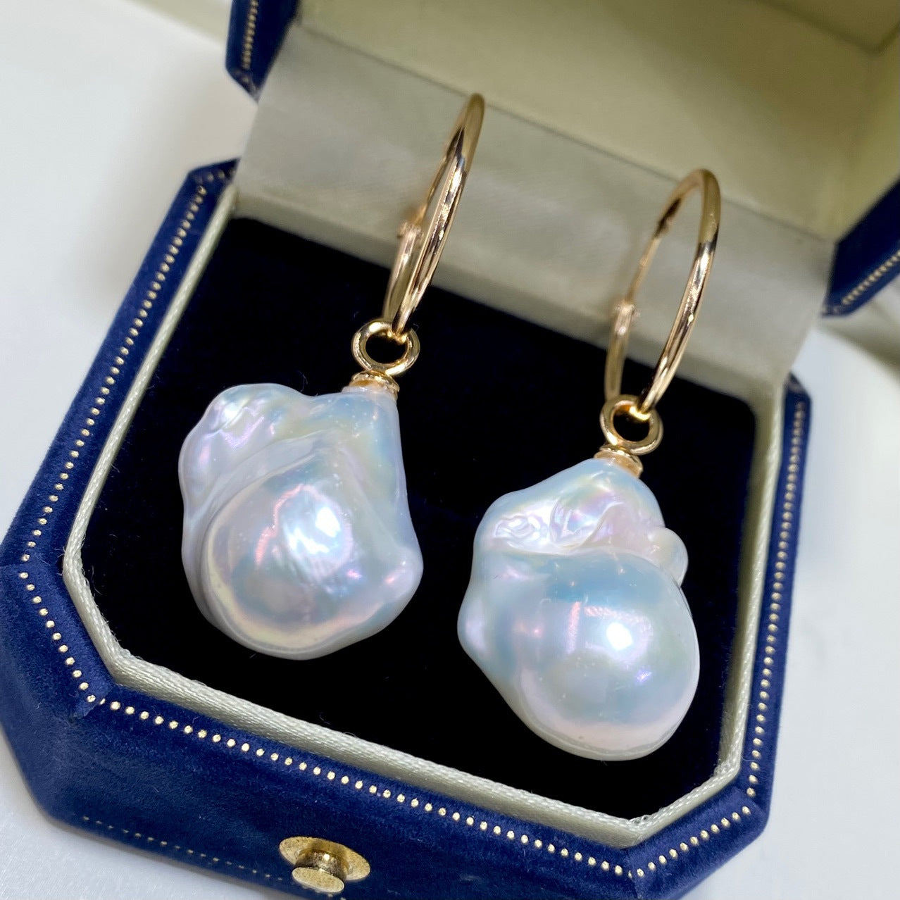 Natural Baroque Pearl Drop Earrings – Elegant Irregular Glow