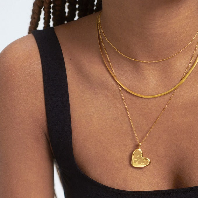 gold heart necklace