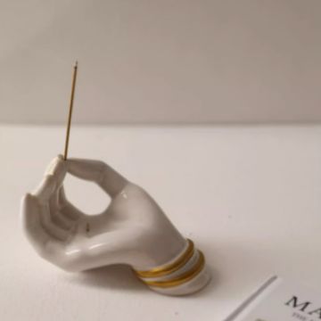 Ceramic Hand Incense Holder – Minimal Meditation Decor