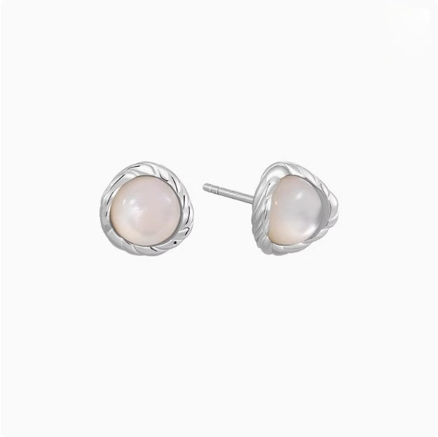 Moonlight Mother-of-Pearl Stud Earrings – Soft Glow Everyday Elegance