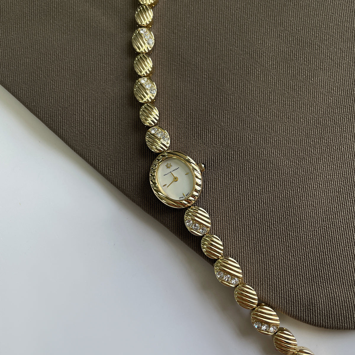 Nalani Luxe Chain Watch — Timeless Elegance