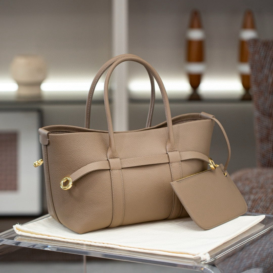 Nalani Everyday Leather Shoulder Bag - A Timeless, Structured Essential