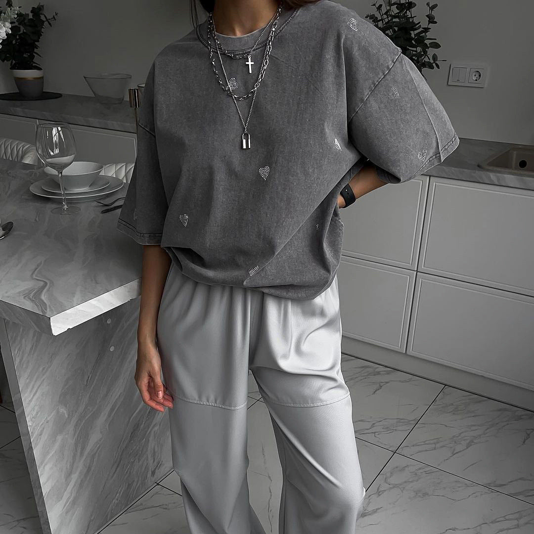Rhinestone Heart Loose Tee – Effortless Street Style Top